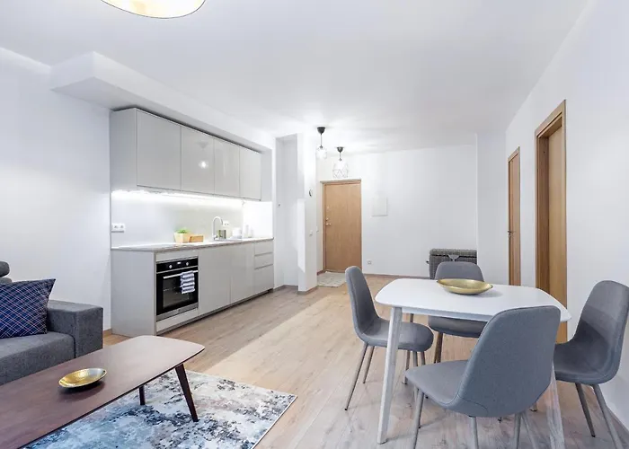 Business In Jaksto Street Apartman