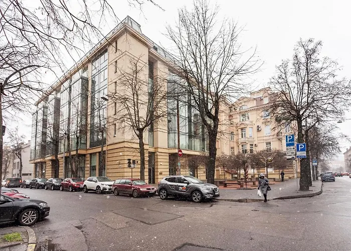 Business In Jaksto Street Apartman *