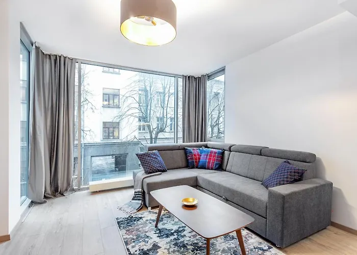 Business In Jaksto Street *